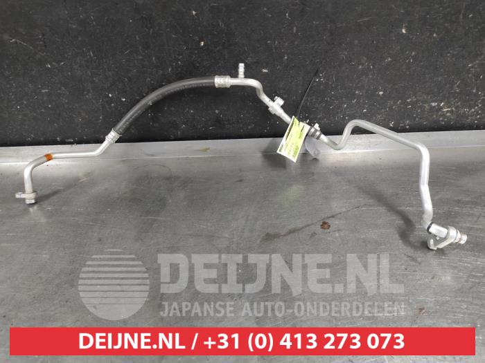 Nissan Micra Air conditioning line O654586