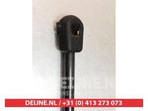Suzuki Swift Rear gas strut, left O294362 photo 3