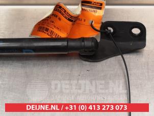 Suzuki Swift Rear gas strut, right O295393 photo 2
