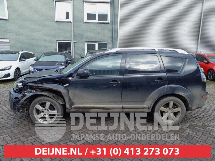 Mitsubishi Outlander Zusätzliches Fenster 4-türig links hinten O654713