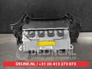 Toyota Auris Airbag Knie links O654790 foto 2