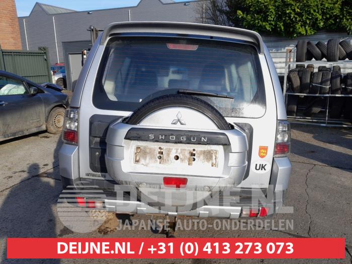 Mitsubishi Pajero Rear bumper O654914