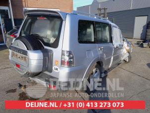 Mitsubishi Pajero Heckklappe O654917 foto 2