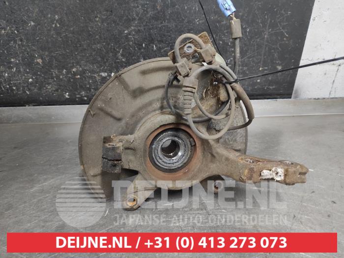 Suzuki SX-4 Fusee links-voor O655024