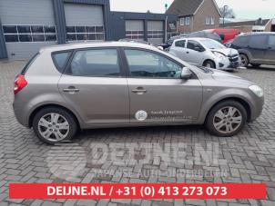 Kia Ceed Kotflügel rechts vorne O655101 foto 3