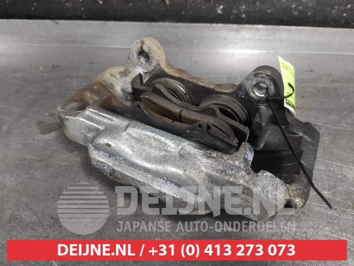 Toyota Hilux Remklauw (Tang) links-voor O655224