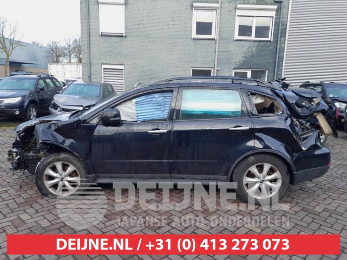 Subaru Tribeca Türscheibe 4-türig links hinten O655281
