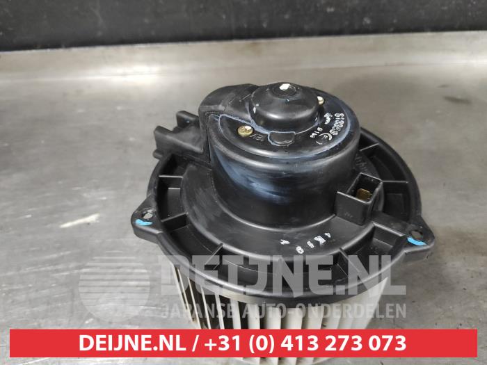 Chevrolet Tacuma Heating and ventilation fan motor O655589