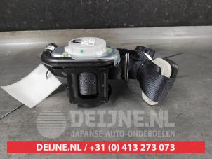 Nissan Leaf Rear seatbelt, left O655707 photo 2