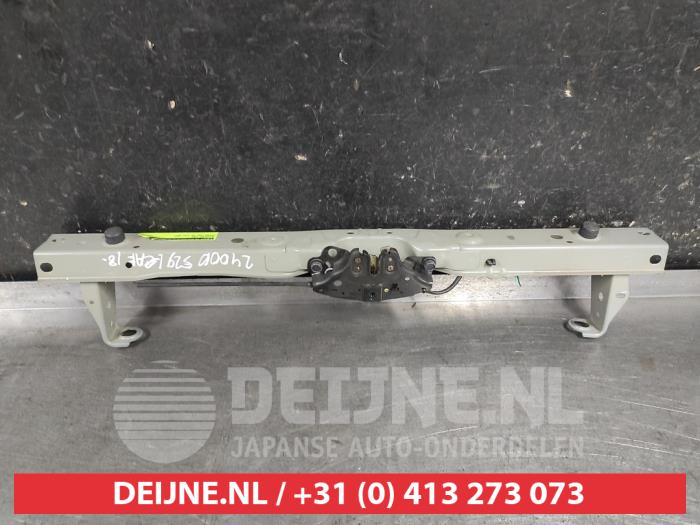 Nissan Leaf Schlossträger vorne O655712