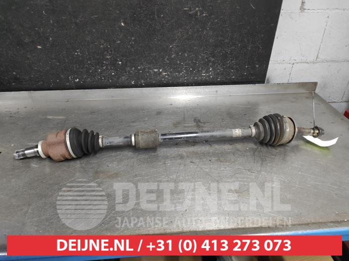 Toyota Yaris Antriebswelle rechts vorne O655739