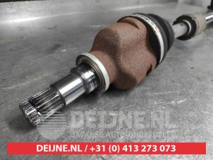 Toyota Yaris Front drive shaft, right O655739 photo 2