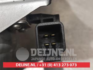 Daihatsu Cuore Rear wiper motor O301277 photo 4