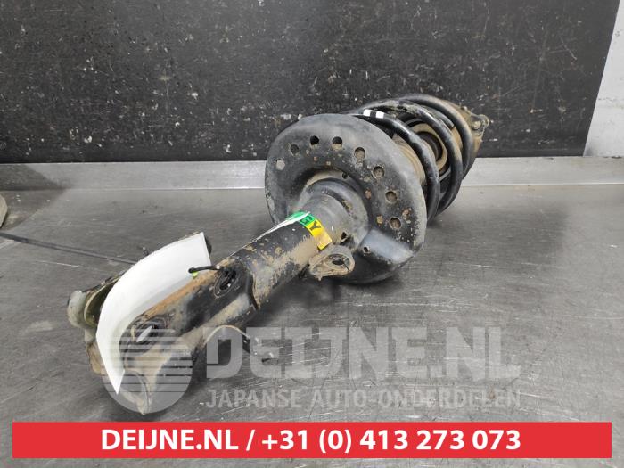 Nissan Leaf Stoßdämpferstrebe links vorne O655986