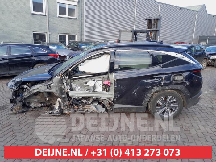 Hyundai Tucson Zusätzliches Fenster 4-türig links hinten O656059