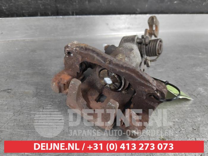 Hyundai Coupe Remklauw (Tang) links-achter O656156