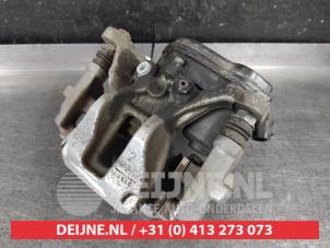 Toyota Yaris Rear brake calliper, left O656176 photo 2