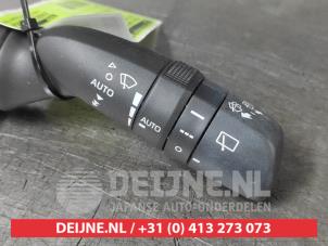 Toyota Yaris Ruitenwis Schakelaar O656189 foto 2