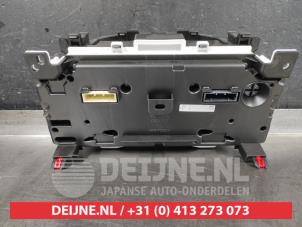 Toyota Yaris Tacho - Kombiinstrument KM O656195 foto 2