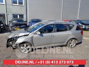 Kia Ceed Tür 4-türig links hinten O656222 foto 3