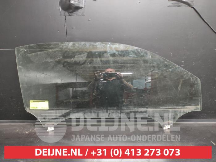Toyota IQ Türscheibe 2-türig rechts O656347