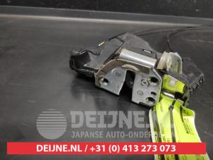 Toyota IQ Türschlossmechanik 2-türig rechts O656348 foto 2