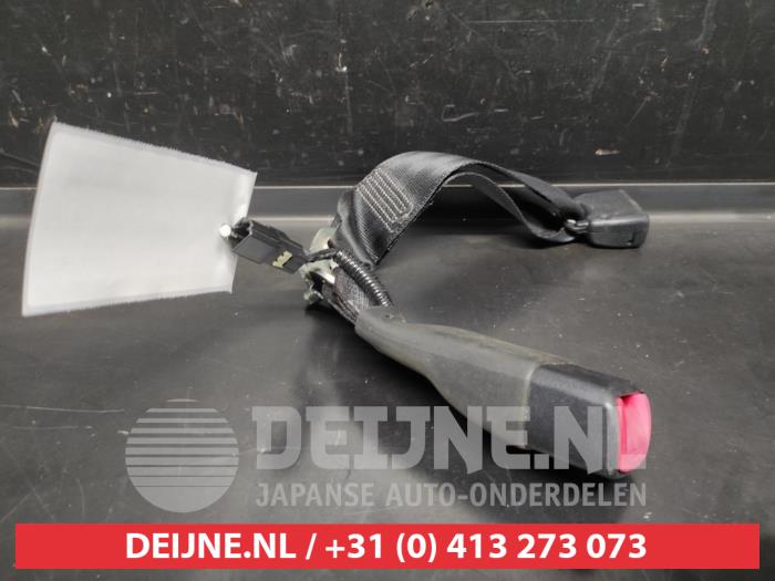 Toyota Yaris Veiligheidsgordel Insteek rechts-achter O656420