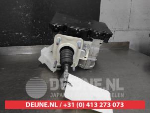 Gebruikte Rembol Kia Niro II (SG2) 1.6 GDI Hybrid Prijs € 250,00 Margeregeling aangeboden door V.Deijne Jap.Auto-onderdelen BV