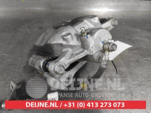 Kia Ceed Remklauw (Tang) links-voor O656796 foto 3