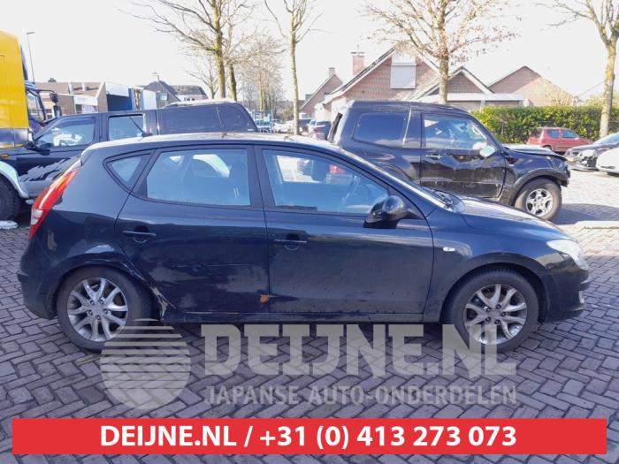 Hyundai I30 Portierruit 4Deurs rechts-achter O656780
