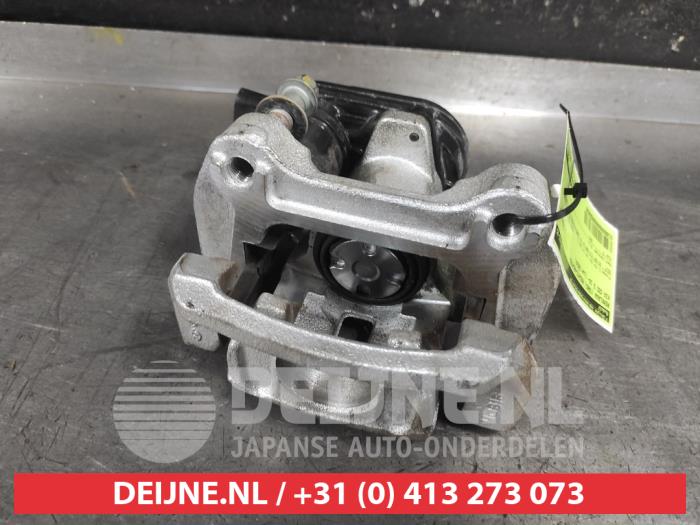 Kia Ceed Remklauw (Tang) rechts-achter O656836