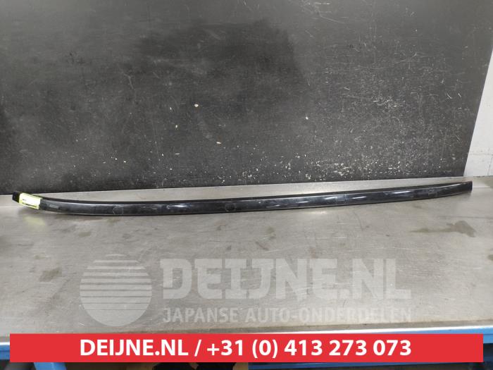 Kia Niro Dakrail rechts O656841
