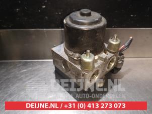 Mitsubishi Pajero ABS Pomp O338073 foto 2