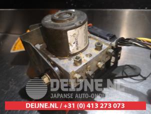 Mitsubishi Grandis ABS Pomp O338080 foto 2
