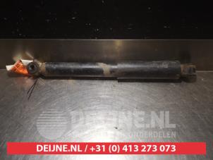 Subaru Justy Schokdemper rechts-achter O379396 foto 2