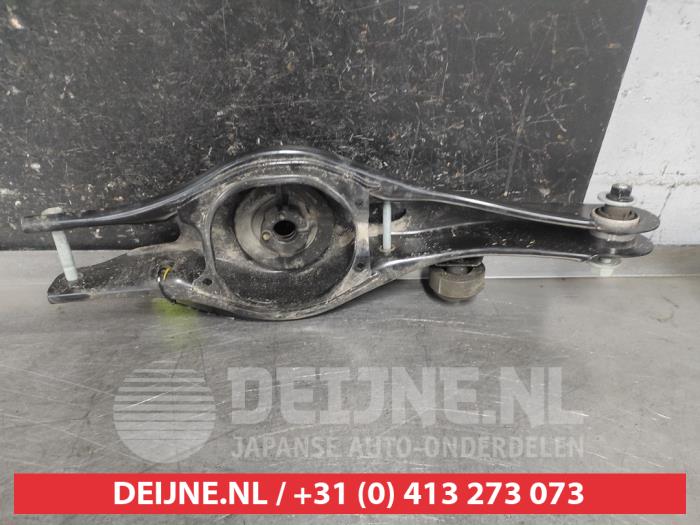 Kia Niro Draagarm rechts-achter O657115