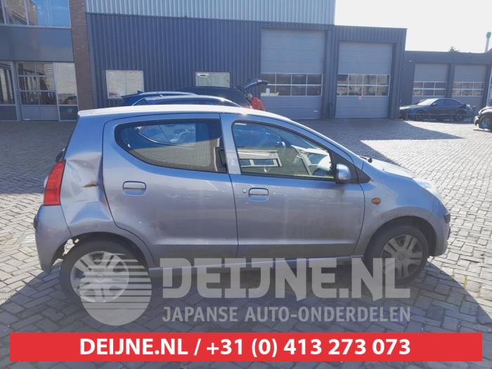 Nissan Pixo Türscheibe 4-türig rechts vorne O657189