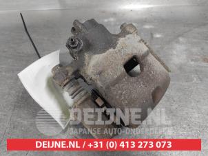 Suzuki Alto Front brake calliper, right O657315 photo 2