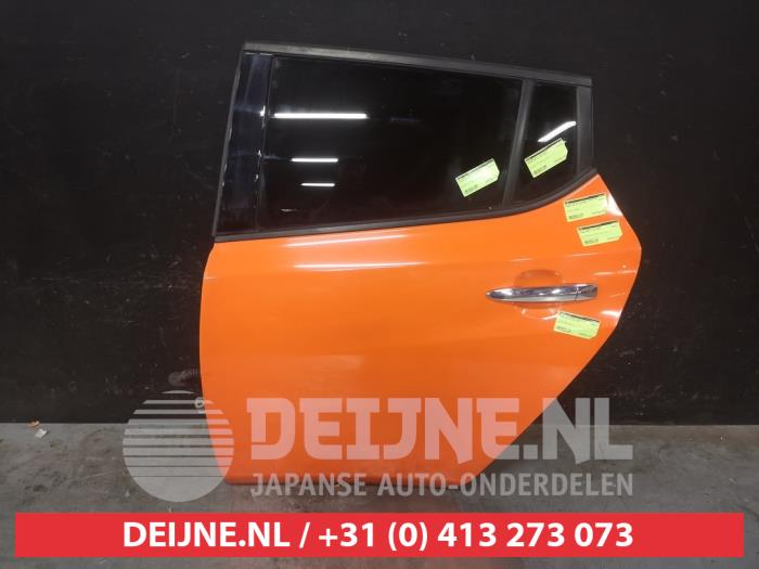 Nissan Leaf Tür 4-türig links hinten O657606