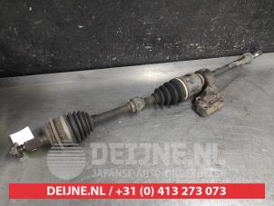 Gebruikte Homokineetas rechts-voor Mazda 6 Sportbreak (GY19/89) 1.8i 16V Prijs € 50,00 Margeregeling aangeboden door V.Deijne Jap.Auto-onderdelen BV