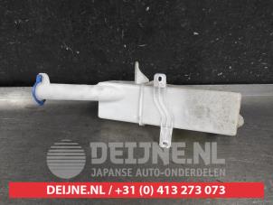Hyundai IX20 Scheibensprühertank vorne O657722 foto 2