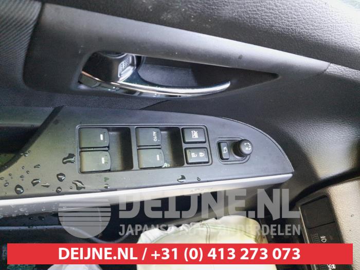 Suzuki SX-4 Kombischalter Fenster O657890