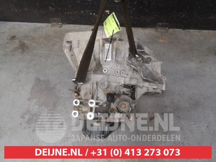 Suzuki SX-4 Versnellingsbak O657943