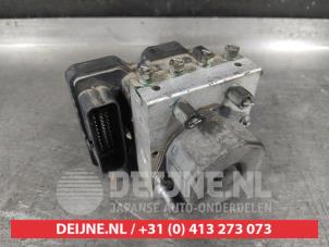 Gebruikte ABS Pomp Nissan Micra (K13) 1.2 12V DIG-S Prijs € 75,00 Margeregeling aangeboden door V.Deijne Jap.Auto-onderdelen BV