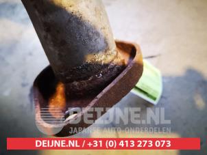Nissan Primera Auspuff Enddämpfer O658230 foto 3