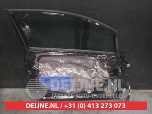 Toyota Auris Portier 2Deurs links O658241 foto 2