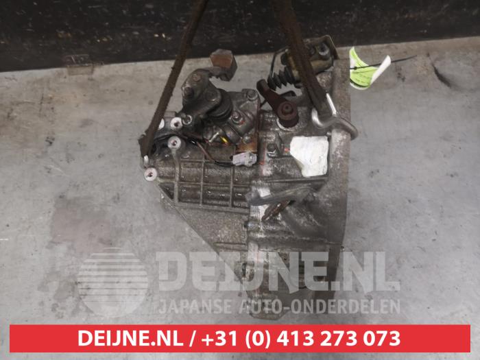 Toyota Yaris Getriebe O658373