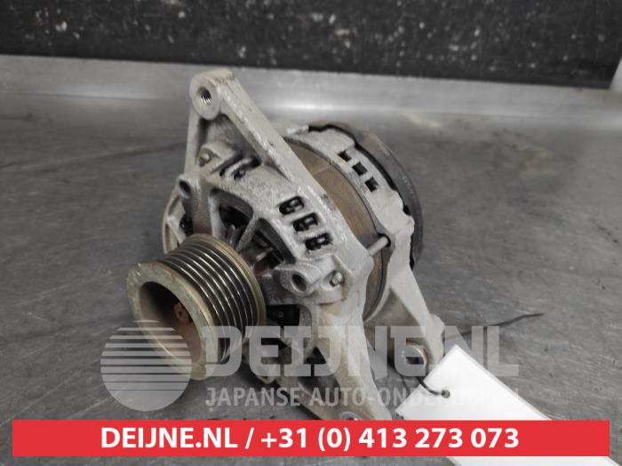 Gebruikte Dynamo Suzuki SX4 S-Cross (JY) 1.0 Booster Jet Turbo 12V Prijs € 75,00 Margeregeling aangeboden door V.Deijne Jap.Auto-onderdelen BV