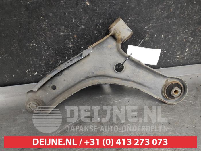 Suzuki SX-4 Querlenker unten rechts vorne O658425