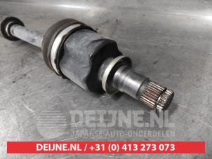 Suzuki SX-4 Aandrijfas rechts-voor O658426 foto 3